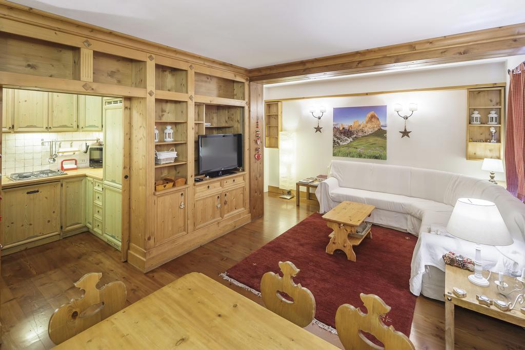 Villa Ronco - Stayincortina Cortina d'Ampezzo Kamer foto