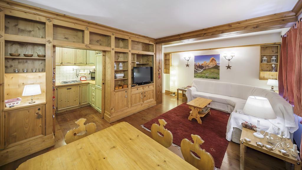 Villa Ronco - Stayincortina Cortina d'Ampezzo Kamer foto